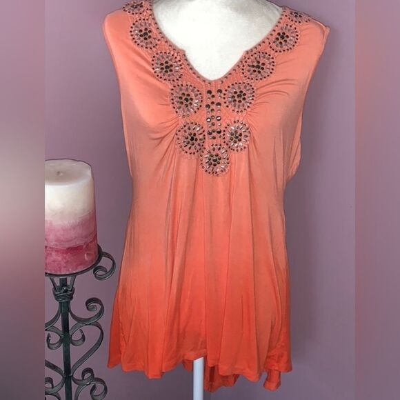 Style & Co studded ombré top - Picture 1 of 6